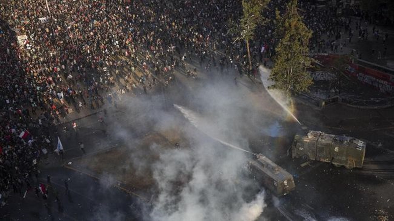 Korban Kerusuhan Chile Tembus 23 Orang