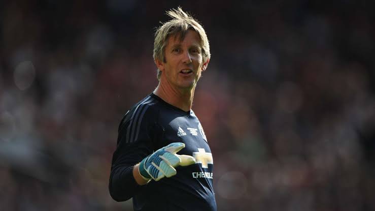 Van Der Sar Yakin