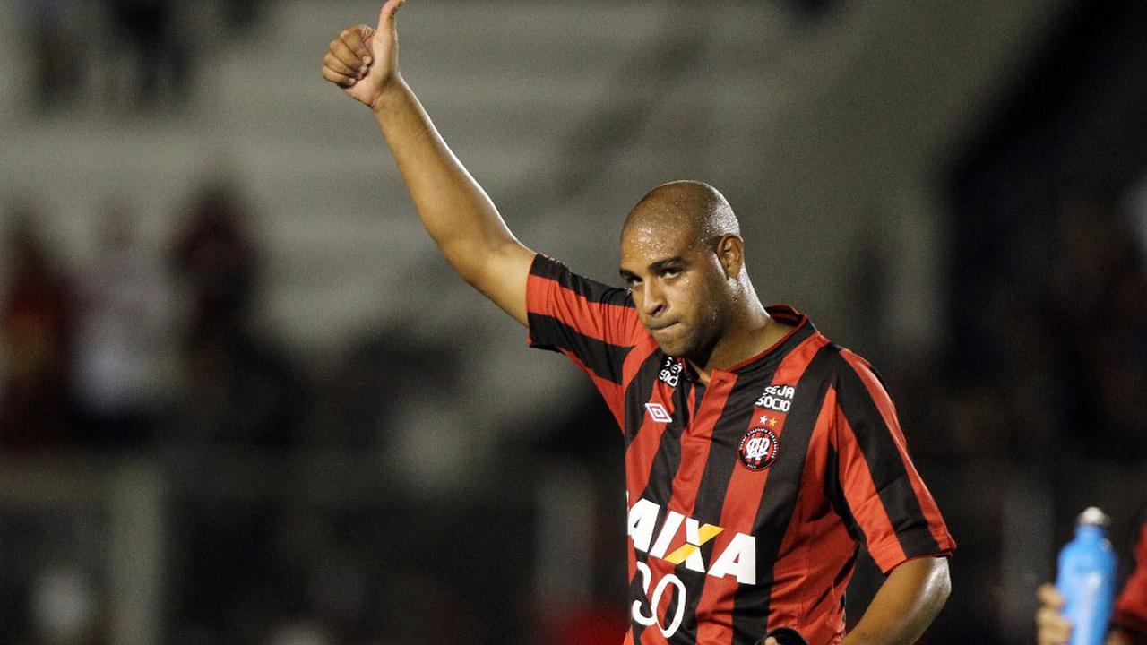 Adriano Leite Merespons Rumor Dirinya Meninggal Dunia