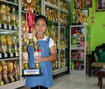 Bocah 10 Tahun di Sragen Miliki 700 Piala Penghargaan