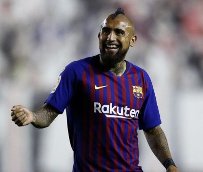 Persaingan Sengit di Papan Atas La Liga, Arturo Vidal Optimistis Barcelona Juara