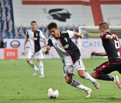 Sarri Ungkap Alasan Masih Mainkan Ronaldo Vs Cagliari