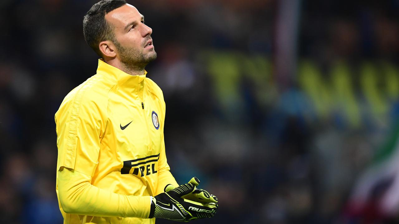 Sudah Lama Tidak Angkat Piala, Kiper Inter Milan Fokus Juara Liga Europa