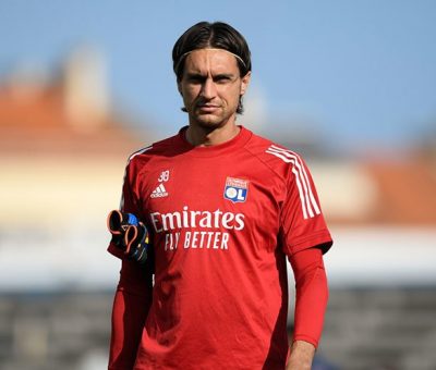Resmi, AC Milan Rekrut Ciprian Tatarusanu