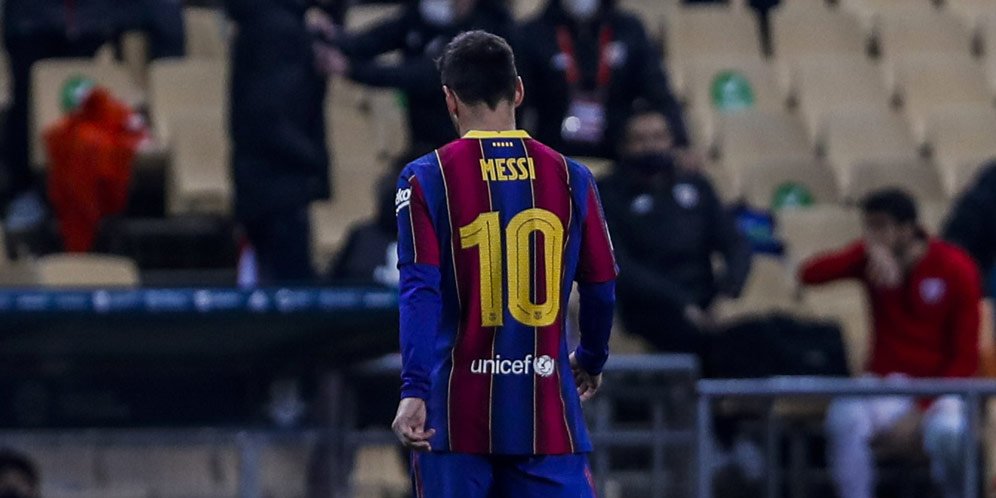 Lionel Messi Pukul Lawan dan Kartu Merah, Wasitnya Justru Diminta Dihukum