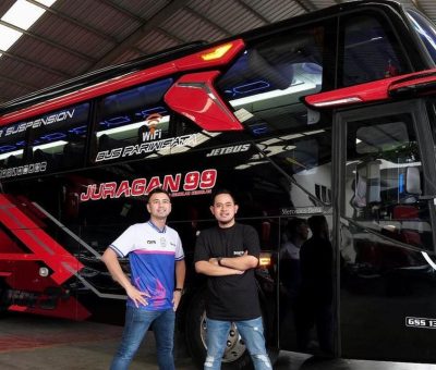 Raffi Ahmad Pamer Bus Mewah Yang Akan Digunakan RANS Cilegon FC
