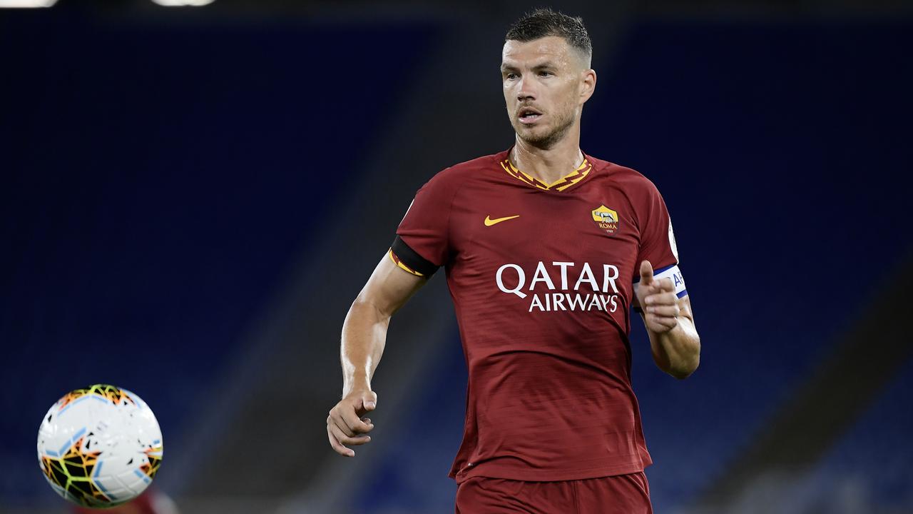 Juventus Masih Penasaran dengan Edin Dzeko