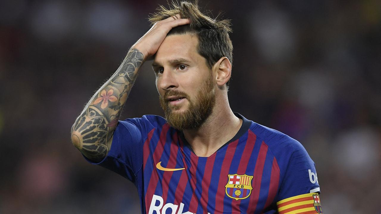 Busquets Berharap Messi Melanjutkan Karier di Barcelona