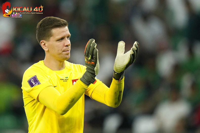 Wojciech Szczesny Lebih Superior